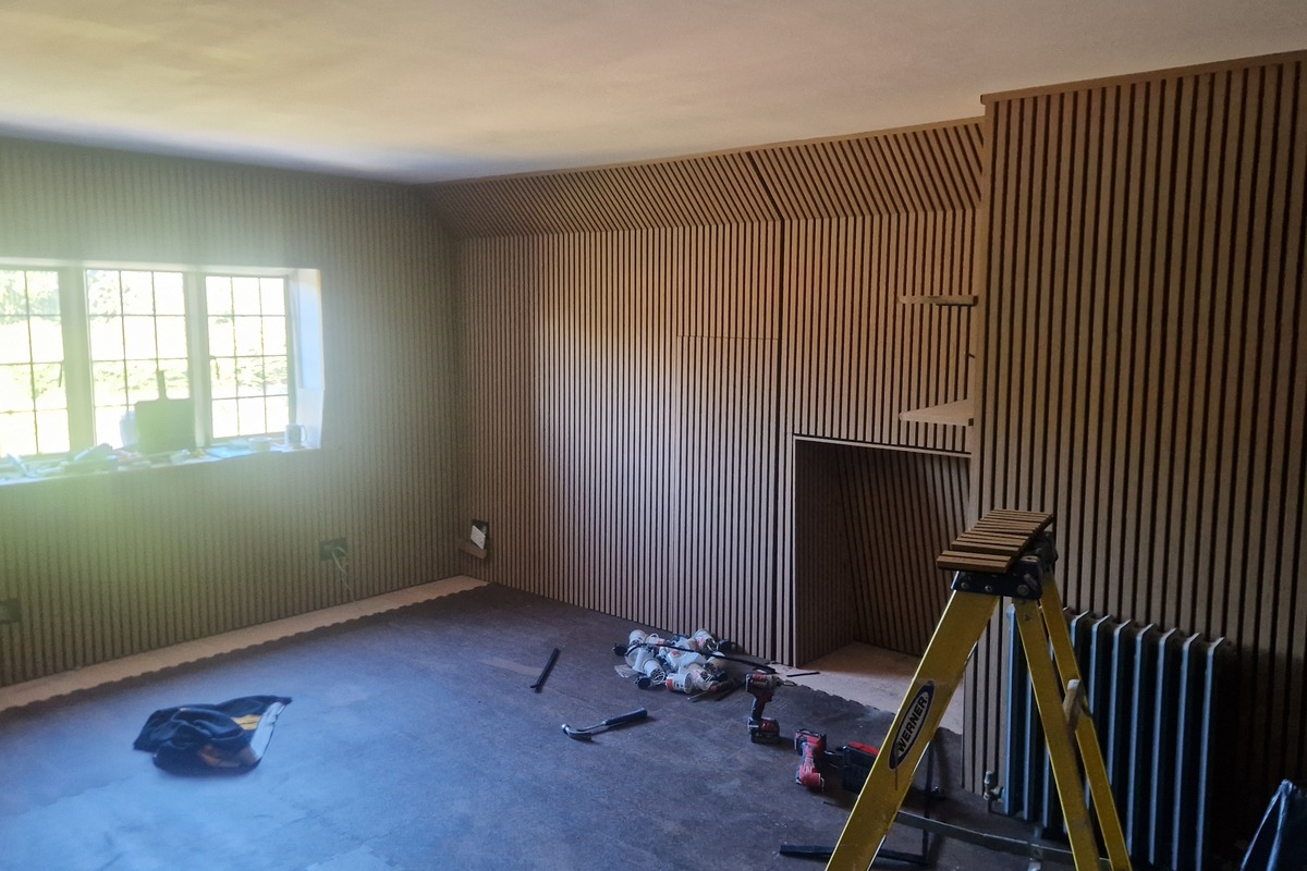 Converted outbuilding interior fitted out as a bespoke home gym