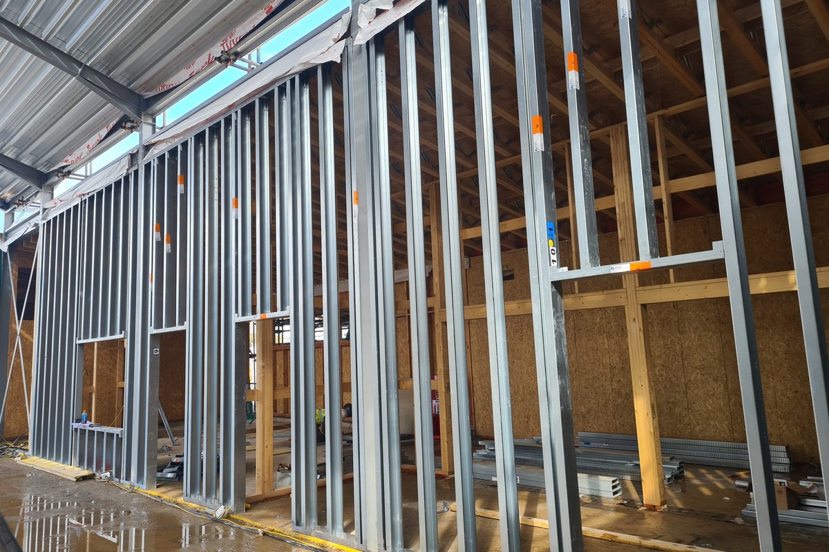 SFS school extension installation progress in Bristol